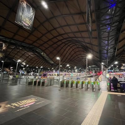 Sg7YjGiDRTnf8uq's profile picture. 