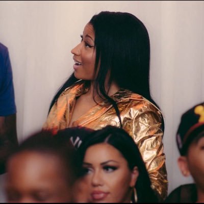 here for @NickiMinaj and @NickiMinaj only 👑 👸🏽