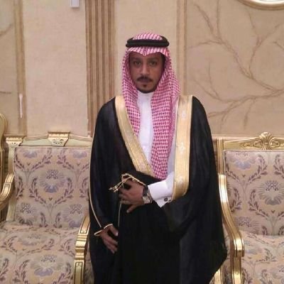 ..لاعب سابق..هلالي صميم
بكالوريوس إدارة أعمال..موهبة فنية لم ترى النور بعد..