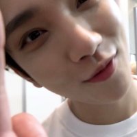 블랙아이후아아아 (@_zxnh) 's Twitter Profile