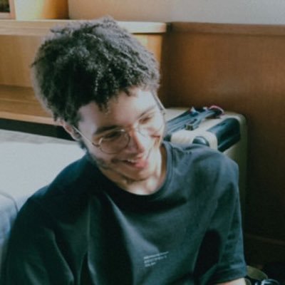 @LFC @lathieves @ROKKR @McLarenF1 + all NY teams fan | 23 y/o | 🇩🇴🇺🇸 | Kinda funny | Your favorite CDL pro's favorite pro | @ThievesCoDMuse_ & @BrakingPt