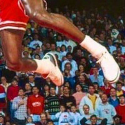 TheDelaneyRudd's profile picture. stickin together is what good waffles do Ю ●＼(◕_◕＼)