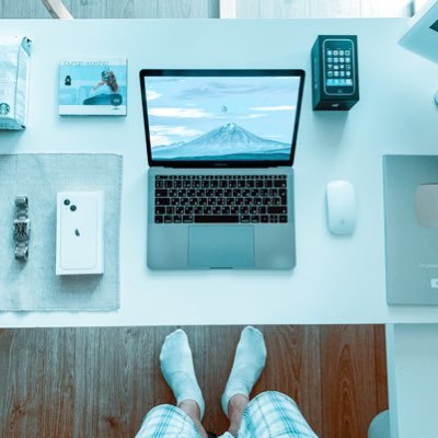 Tech content creator, Electric cars enthusiast | DM for business | Ex Jailbreak creator | NYC