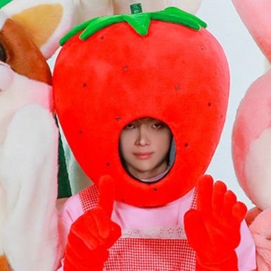 nichonichill's profile picture. the husbando of princess weno & teeradech