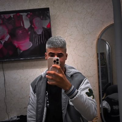 OBouhidel's profile picture. #21 yo 🇩🇿 💻 | ig: oussama_bhd_x