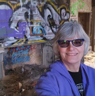 LindaSusan1952's profile picture. 