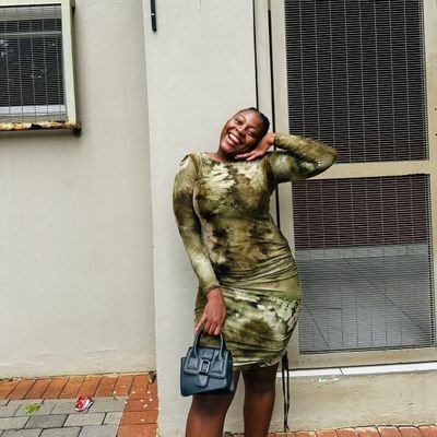 Tsonga Mademoiselle 👸|
God's will is what is best for me 🙇♀️|
Ambivert 🤗