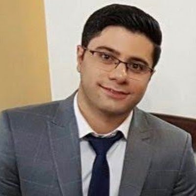 مشغول خود شناسی ؛ در جستجوی معنا ؛علاقه مند به فناوری ، فیزیک کوانتوم و نجوم٬دیوانه ی خلق کردن ؛ استاد خرابکاری ؛ گاهی هم بیخیال همه چی ؛ مشغول بازی