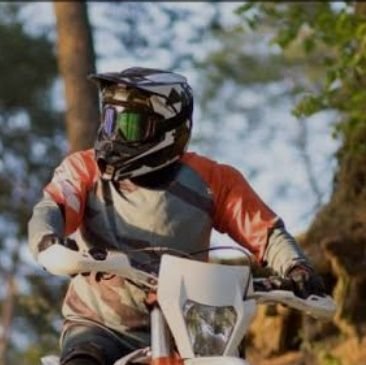 Ferdi_Wibowoo's profile picture. |  Bukan pembenci maupun pemuji seseorang  |  Hitam katakan hitam, putih katakan putih  |