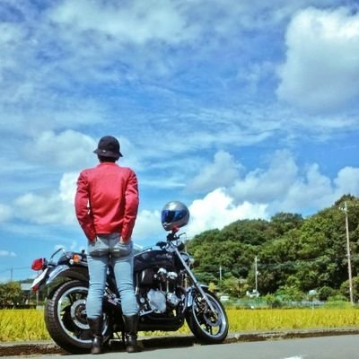 rideonthe1100's profile picture. 東京生まれ横浜在住。愛車はCB1100（2010年式）。主にはバイクネタをポストしてます。今年は趣味垢としてバイクも写真も楽しんでいこうと思います。