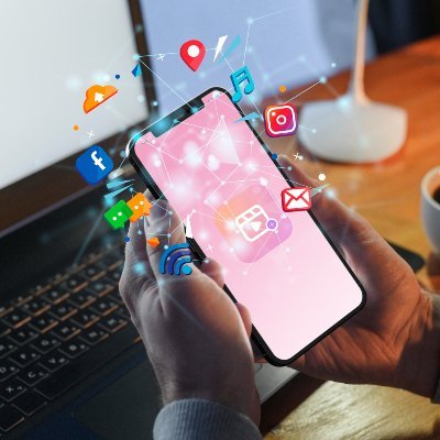 Mastering scheduled posting to optimize reach and engagement. Passionate about turning digital trends into growth. #ContentMarketing