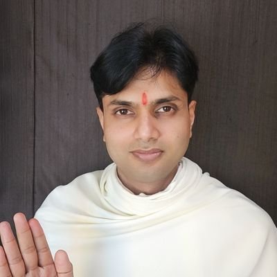 Jigyan Guru | Dr. Vikrant
Spiritual Mentor @SangjiyoFoundation
Exploring God, energy & the universe. Sharing insights on success, health, and spirituality