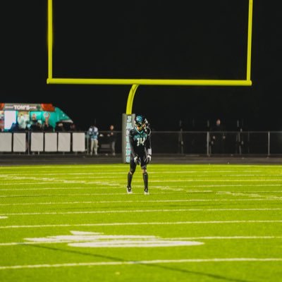 Uncommitted • WR • OF • 6’1 • 180 • 6.9 60 • 95 ev • colinwhidbee@gmail.com • 804-774-6443