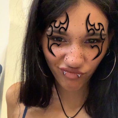 Noxx_Blxe_'s profile picture. -texto bibliográfico aquí-