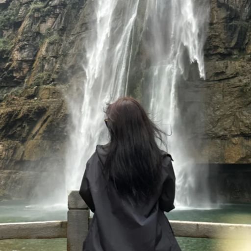 SheighsseakqCh's profile picture. 