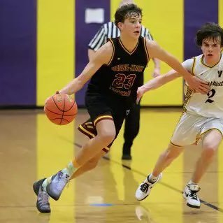 George wright class of ‘27 wing 6’5 190lbs bkw high school ny George.wright22@icloud.com