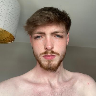 ReeceEasthope's profile picture. average nerd & below average gay 🏳️🌈 24. Things I like to do (other than watch films): 🏊🏽♂️📸🏕️🧶👾 Film (BA Hons) Undergraduate at Edge Hill University
