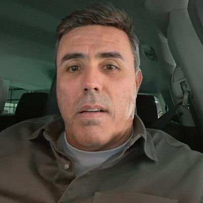 Cristão, coríntiano de direita, Liberal na econômia & conservador nos costumes, odeio politicamente correto.