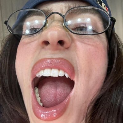 babaj90937's profile picture. 