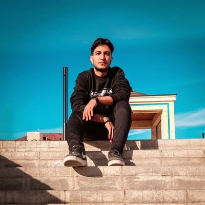 aminakradlu's profile picture. همچین مالی ام نیستم ولی مدیریت مالی میخونم