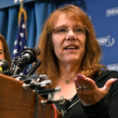 mavi_slwanczyk1's profile picture. I’m Mavis L. Wanczyk, the fortunate winner of the $758 million Mega Millions jackpot. My family and I have decided to give away $300,000 to selected individuals