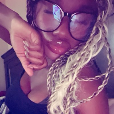 luvbuggiee's profile picture. mmwahhhh