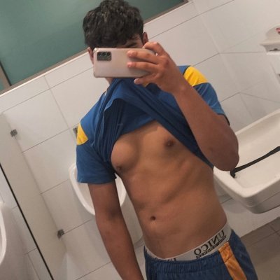 DeEvazor77019's profile picture. 