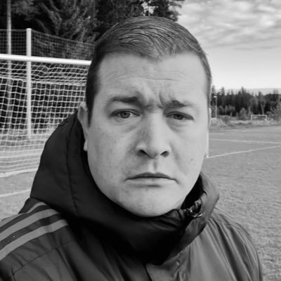 Luton boy in the frozen north of Sweden,Pappa/Husband... Assistant Coach Frösö IF DIV3 🟣⚫️ #LTFC #COYH 🏴🇸🇪 #Skol