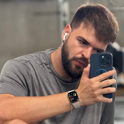 ottaviojanuario's profile picture. 