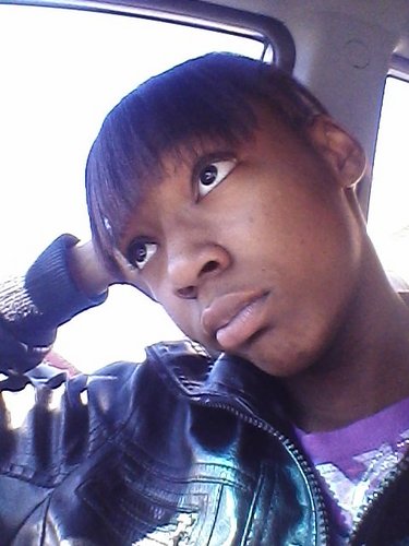 Day call me Cukkiie. cause im sweet.ima lesbo n proud of it. im single.sweet n sensitive. lol n guffiie. :) I play alot sports n I sing...