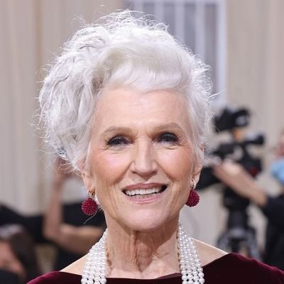 mayehaldeman77's profile picture. 𝟭𝟬𝟭 following 𝟭.𝟭𝗠 followers 𝟱 subscriptions Bestselling International Author of A Woman Makes A Plan _ Doctor of Dietetics 9💃 #ItsGreatToBe76