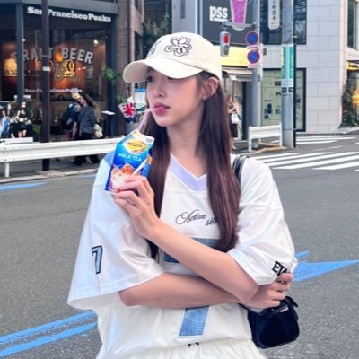 pearlmilktea602's profile picture. #tripleS #니엔 #트리플에스 #Nien #念