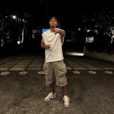 mbayesg2's profile picture. 