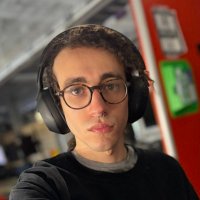 z (@zzz3yz) 's Twitter Profile