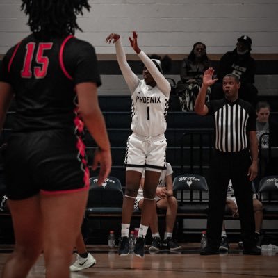 Clyde C. Miller Career Academy | Class Of 2026 | 5’6 | Small Forward/Guard @dorothyd2026@gmail.com