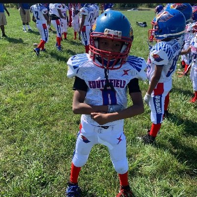 14Y.O. 5’5 130 (CB/WR) 28 SATHS Football 🏈 Track (sprinter)🏃 GPA 3.2 (Southfield A&t) head coach: @CoachMckenzie95