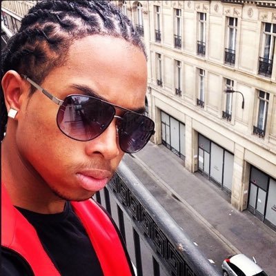 fresh2defbling's profile picture. 📍95 ◾️ France ✈️🇺🇸 🇫🇷 🇬🇧 ✈️ Artist • DJ • Artist MGMT • Producer • Entrepreneur 🎙Podcast Host