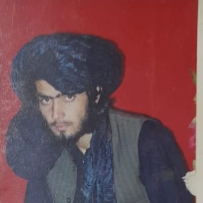 طالب العلم الإسلامي ، مدافع عن الإسلام و المسلمين الذين استضعفوا فى مشارق الأرض و مغاربها. ما أريد إلا الإصلاح ما استطعت.