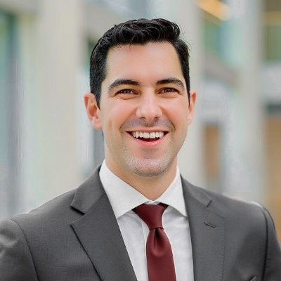 👨🏻⚕️ Med-Derm Resident PGY-4 @BrighamMedRes @HMSCombinedDerm 🎓 @harvardmed, @Cal 🎷 @saxyderms 🏳️🌈 (he/him)