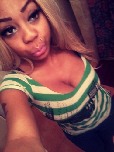 Im Blaq&White , Saints ! #TeamSaggitarius #TeamGorgeous #TeamRoses #TeamRappers i MODEL , PartyAnimal #TeamRedBonees #TeamBarbie#TeamDontNeedYouNigga ! M.O.E