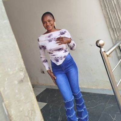A Baker and a chef👩🍳 based in Ekiti...kindly DM for your yummy and delight cakes if you're in Oye,Ado...