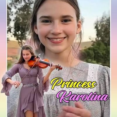 Karolinapr12490's profile picture. 