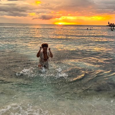 Estefaykarola's profile picture. 