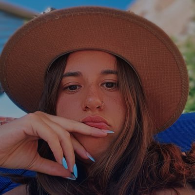 tiaramorales0's profile picture. #R