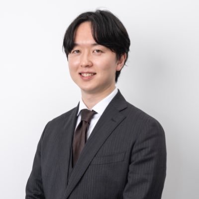本業は人材紹介会社向けのマーケティング・集客支援。領域はWebディレクター/広告運用/SEO/MAなど幅広く。前職は採用コンサル営業、採用人事、SNSマーケティング・広報を担当。INFJ-T(提唱者)