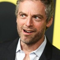 Justin Kirk Archive (@justinkirkfan) 's Twitter Profile Photo