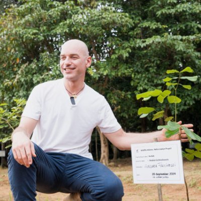 6believer9's profile picture. 🌎Italian World's Human
🌍Traveler 40+ countries
🌏Save The Planet Activist
✨Believing in the #blockchain revolution
support to https://t.co/P1Wlskdrmj