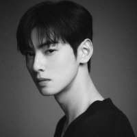 CEW (@eunw_oocha) 's Twitter Profile