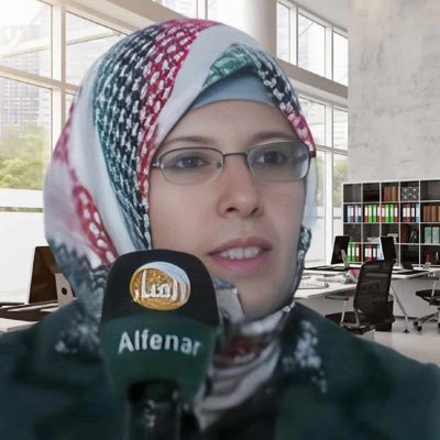 اكاديمية في مجال فيزياء الحالة الصّلبة . شاعرة ووشّاحة لي أربع مجموعات شعرية وديوانان من الموشحات ،ومجموعة رسائل أدبية