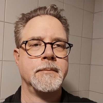 bemmy76164752's profile picture. Jobbar för mycket, läser för lite.
Ungefär lagom gammal.